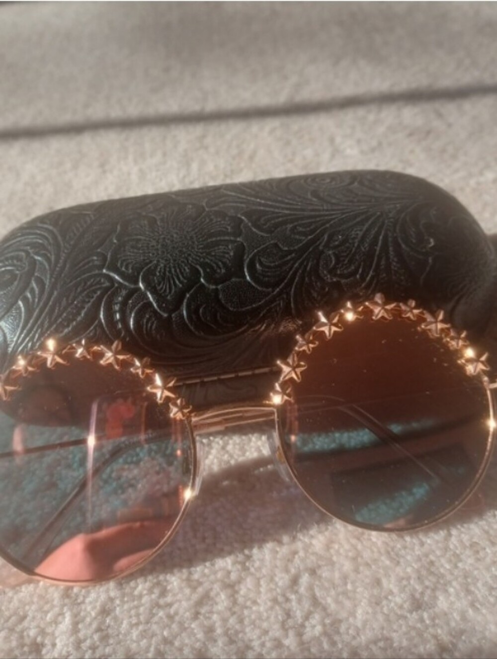 Cute Round 🤩 Star-Embellished Pink Sunglasses With Case - Picture 1 of 6